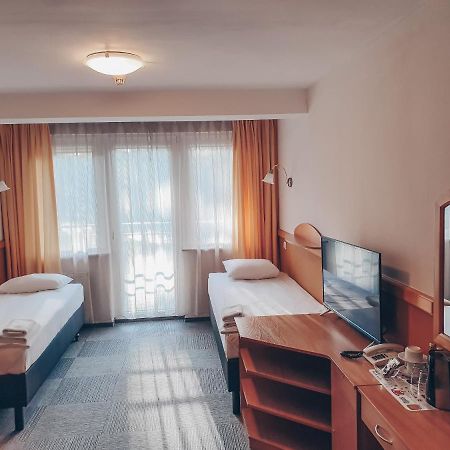 Melodia Hotel Jurata Buitenkant foto