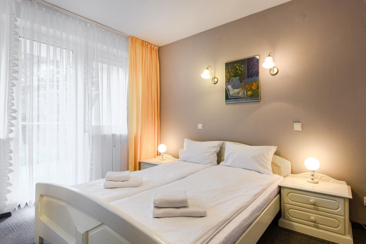 Melodia Hotel Jurata Buitenkant foto